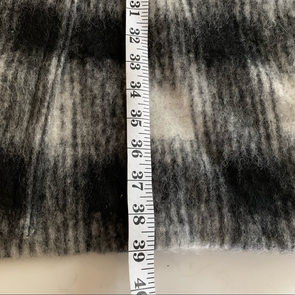Banana Republic double breasted plaid cocoon coat - Picture 6 of 6